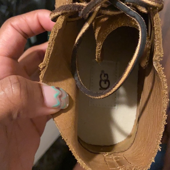 UGG Neumel Men’s Chukka Boots (MAKE AN OFFER!!!) - Picture 6 of 9